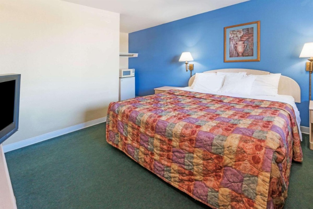 Days Inn by Wyndham Henrietta/Rochester Area Image 6