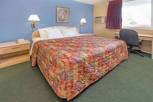 Days Inn by Wyndham Henrietta/Rochester Area image 9